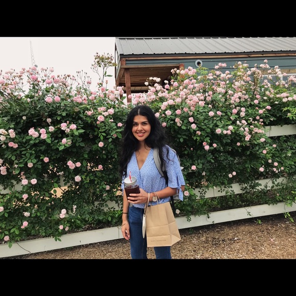 Meet your Posher, Chloe - Picture 1 of 1